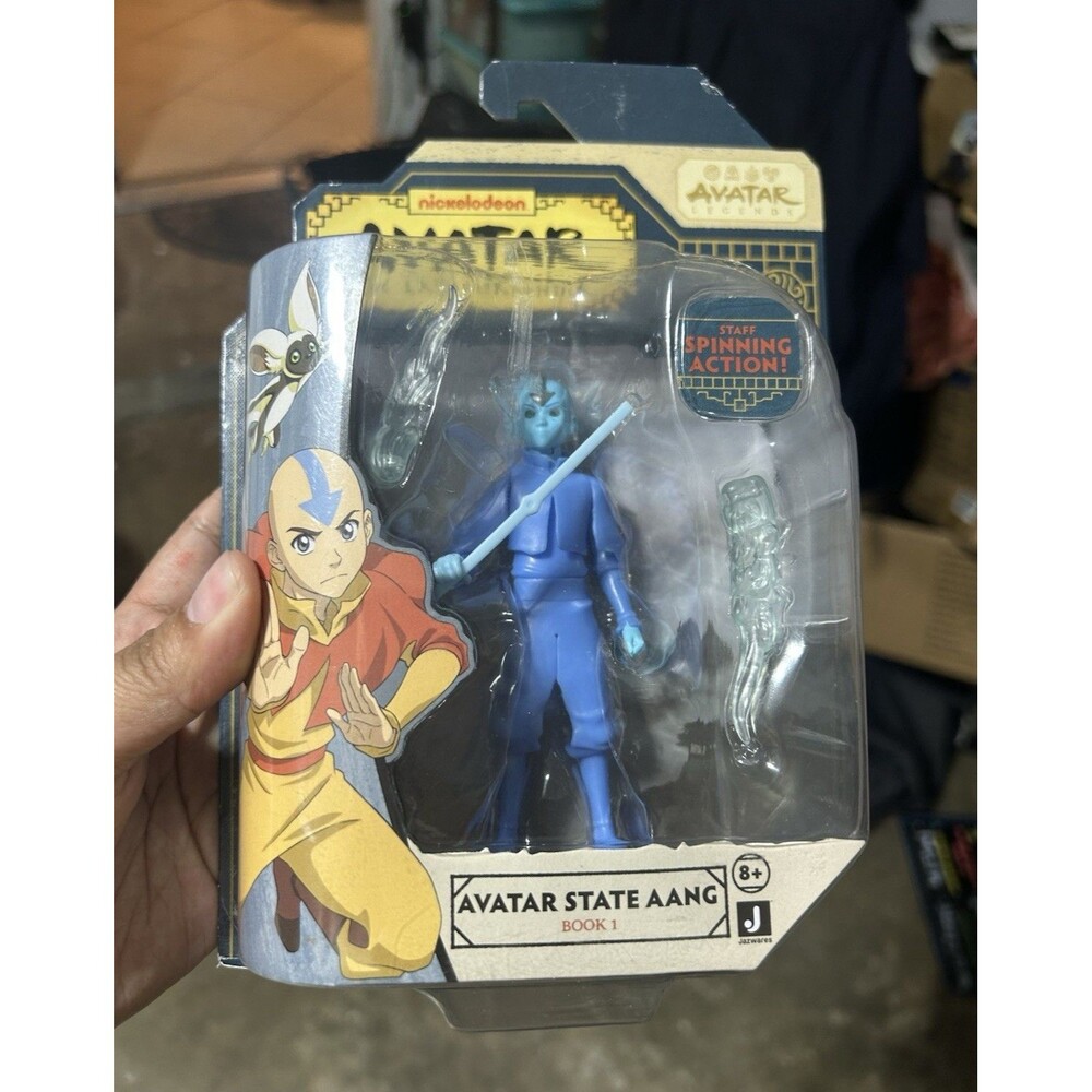Jazwares Nickelodeon Avatar Aang Avatar State Book 1 Figure Staff Spinning